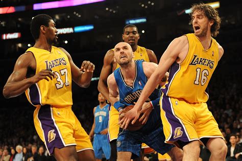 lakers roster 2011 trades